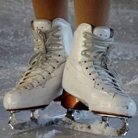 Aprire una pista di pattinaggio su ghiaccio